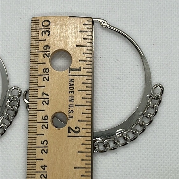 Silver Tone Hoop Earrings with Cuban Chain Lever Back - Picture 4 of 4